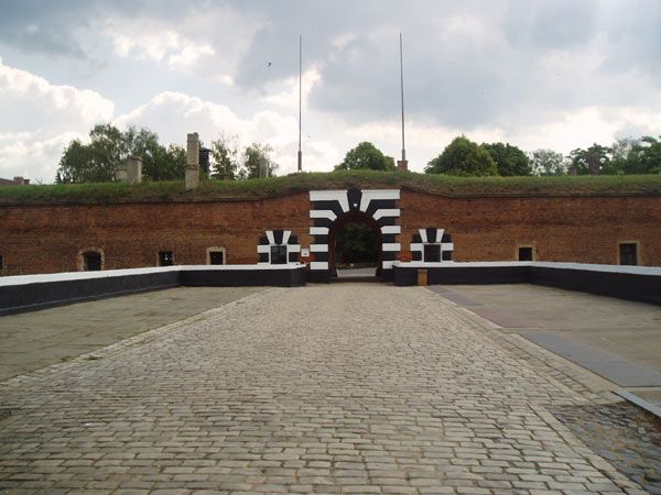 Wide view of the Terezin gate